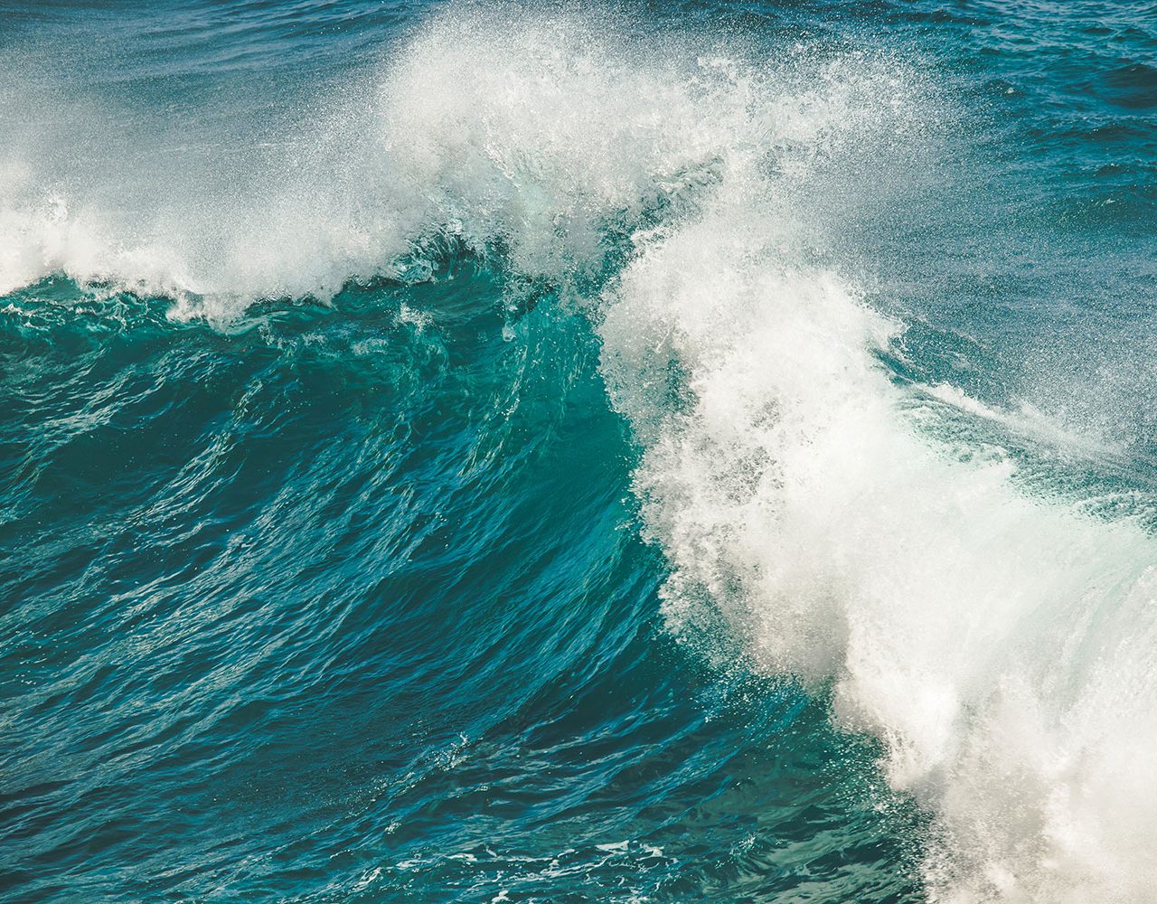 close-up-splashing-dropping-ocean-wave-bali-2021-08-29-03-57-00-utc